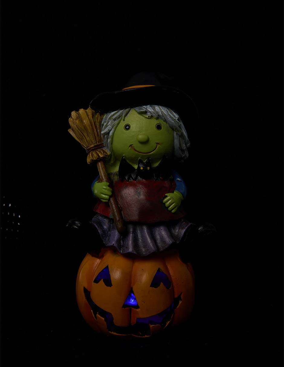 Figura decorativa de Halloween con forma de bruja 6